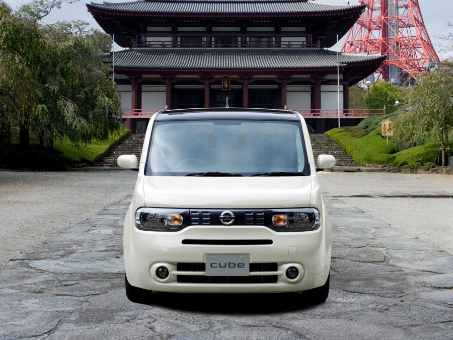 Nissan Cube 2008 года  (JP) (фото 11 из 20)